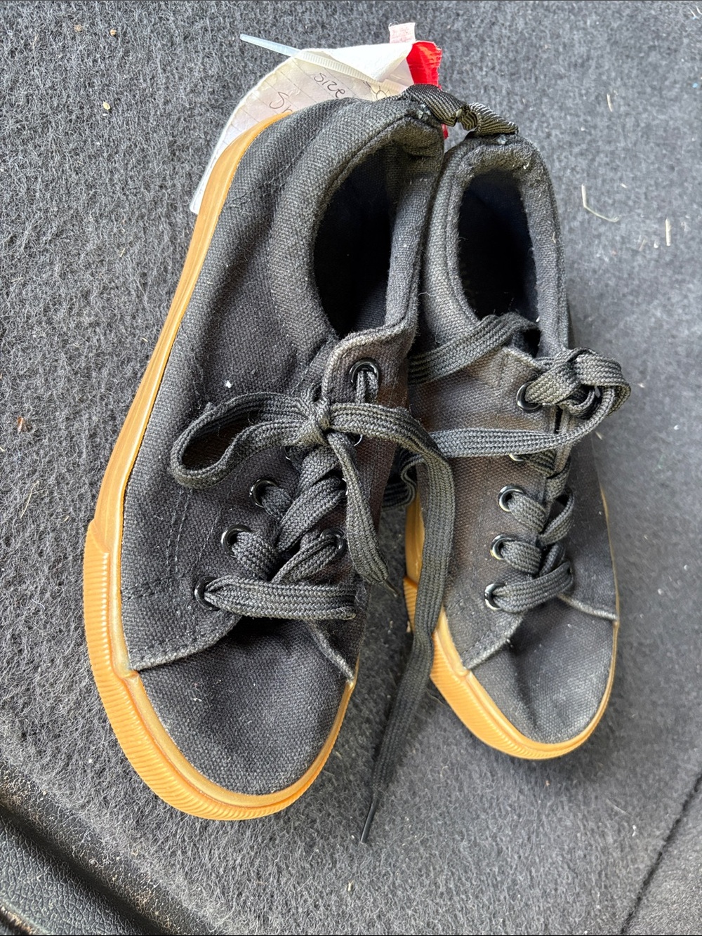 Shoes size 1D